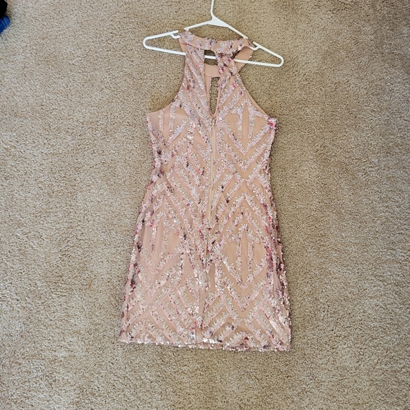 Windsor pink sequence dress - Picture 2 of 15